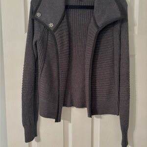 Banana Republic Women Sweater Suede Pipped J Raven Knitted Jacket. Size M